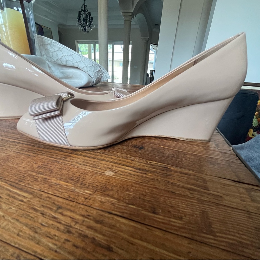 Salvatore Ferragamo Women's Wedges Beige Peep-Toe Shoes - Picture 5 of 10